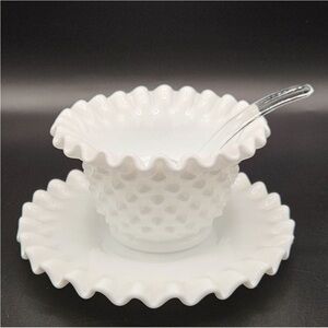 Elegant White Ruffled Bowl and Plate Set